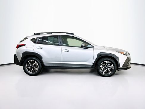 Used 2024 Subaru Crosstrek 2.0i Premium image 10