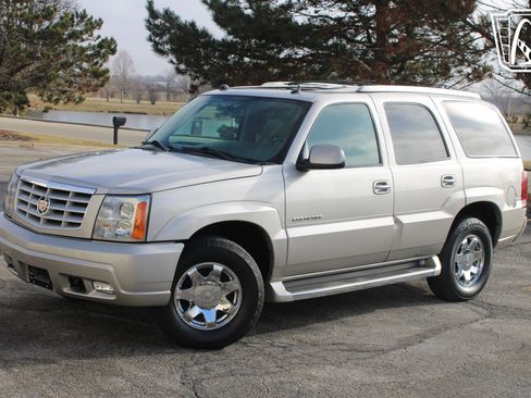 Used 2005 Cadillac Escalade AWD image 39