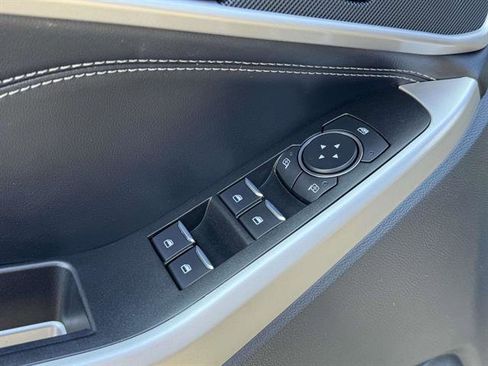 Used 2022 Ford Explorer XLT w/ Equipment Group 202A image 45