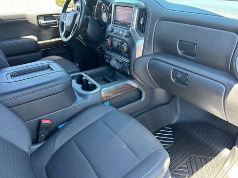 Used 2021 Chevrolet Silverado 1500 LT Trail Boss AWD/4WD image 12