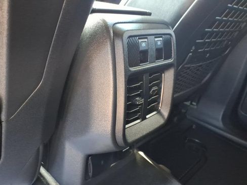 Certified 2025 Ford Bronco Badlands w/ Sasquatch Package AWD/4WD image 13