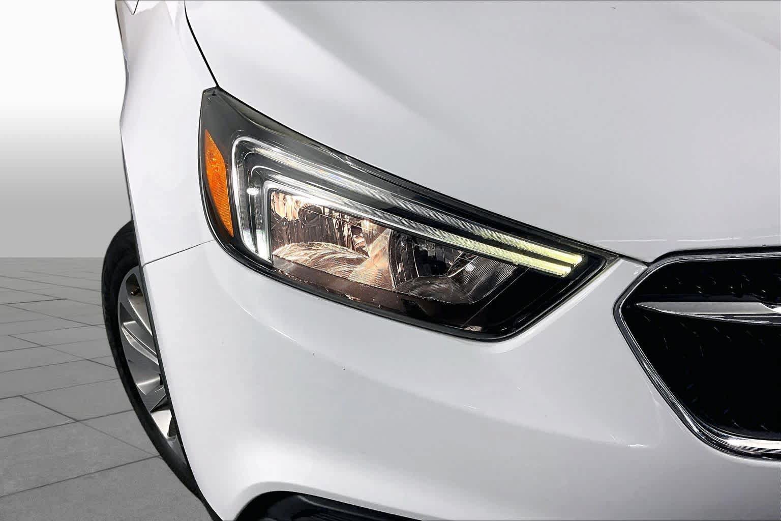 Used 2020 Buick Encore FWD image 26