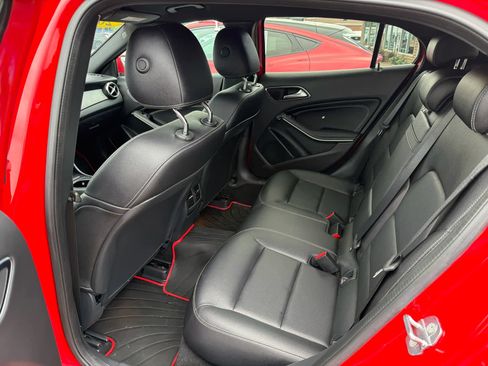Used 2018 Mercedes-Benz GLA 250 4MATIC image 12