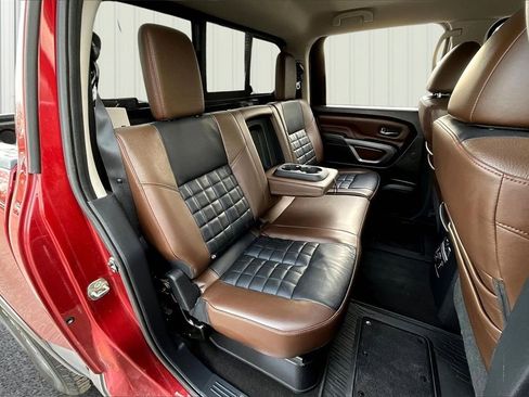 Used 2018 Nissan Titan Platinum Reserve image 26