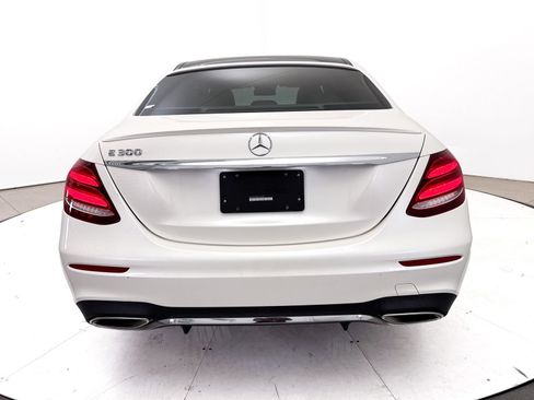 Used 2019 Mercedes-Benz E 300 image 19