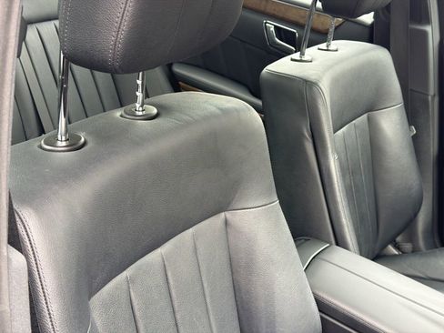 Used 2011 Mercedes-Benz E 350 4MATIC Sedan image 8