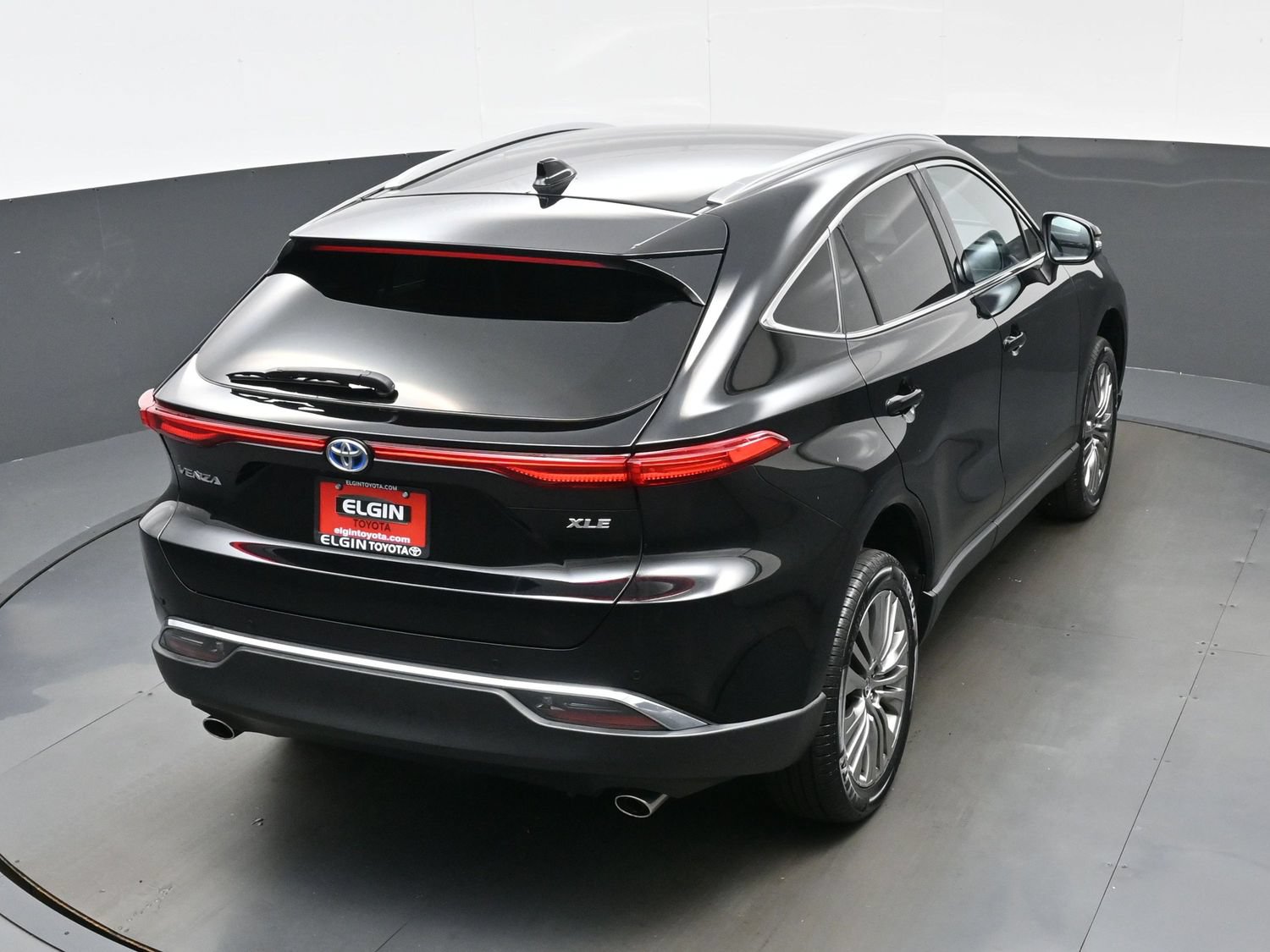 Used 2024 Toyota Venza XLE AWD/4WD image 41