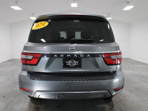 Used 2024 Nissan Armada SL image 9