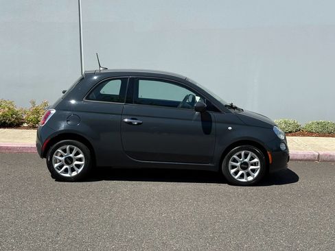 Used 2017 FIAT 500 Pop FWD image 7
