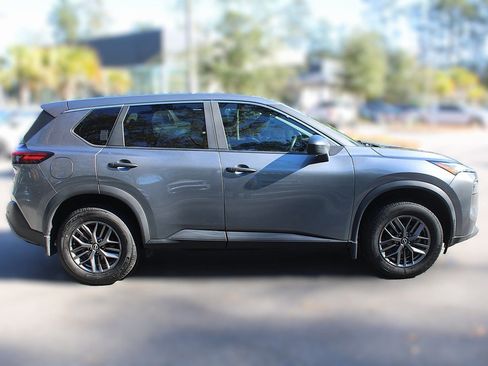 Used 2023 Nissan Rogue S image 13