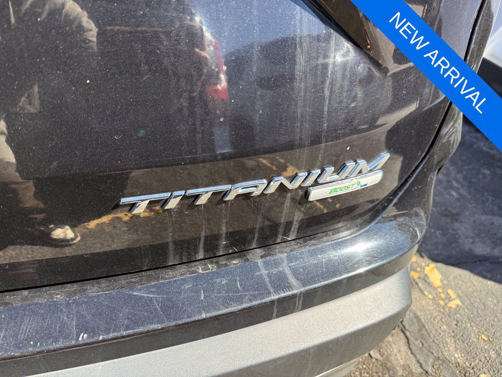 Used 2019 Ford Edge Titanium AWD/4WD image 7
