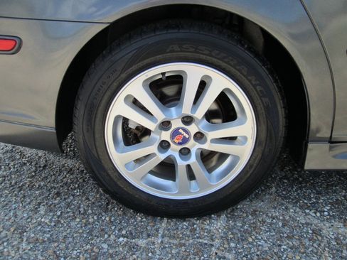 Used 2007 Saab 9-3 2.0T FWD image 25