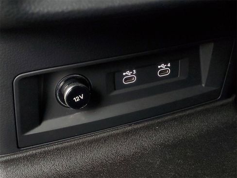 Used 2021 Audi Q8 Prestige w/ Prestige Package image 32