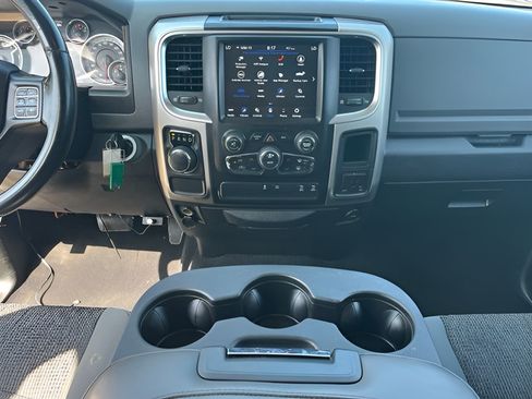 Used 2019 RAM 1500 Big Horn RWD image 21