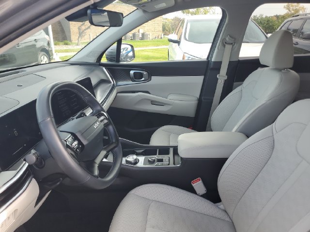 Certified 2026 Kia Sorento EX AWD/4WD image 17
