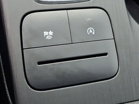 Used 2022 Ford Escape SEL w/ Technology Package image 25