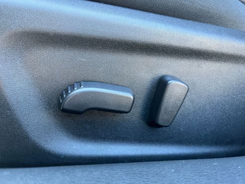 Used 2025 Nissan Altima 2.5 SV image 23