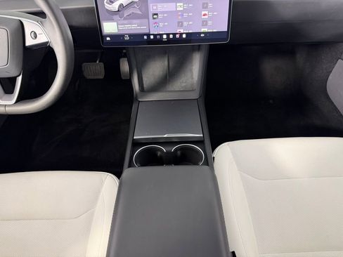 Used 2025 Tesla Model 3 Long Range image 16
