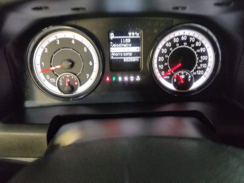 Used 2019 RAM 1500 Classic SLT AWD/4WD image 23