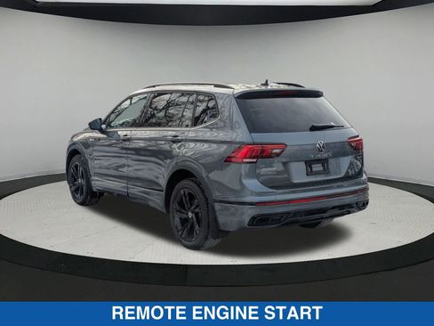 Used 2023 Volkswagen Tiguan SE R-Line image 6