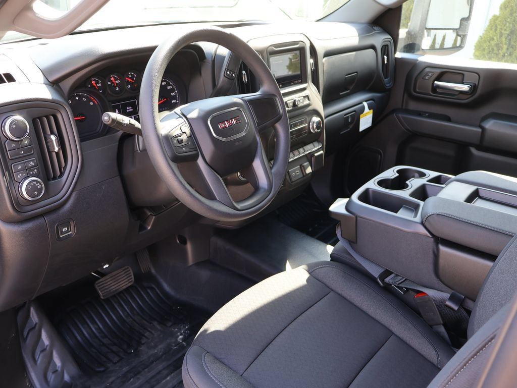 New 2026 GMC Sierra 2500 Pro w/ 1SA Pro Safety Plus Package AWD/4WD image 15