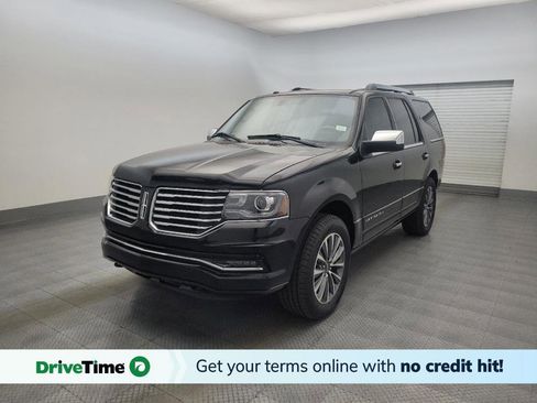 Used 2017 Lincoln Navigator Select RWD image 1