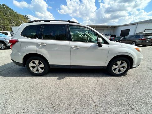 Used 2014 Subaru Forester 2.5i Premium AWD/4WD image 8