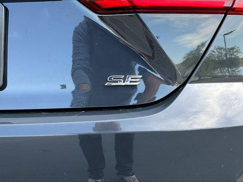 Used 2025 Toyota Camry SE image 23