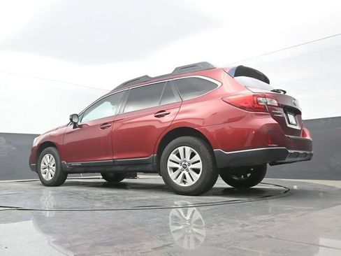 Used 2017 Subaru Outback 2.5i Premium AWD/4WD image 56