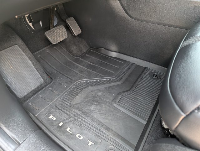 Used 2025 Honda Pilot EX-L image 60