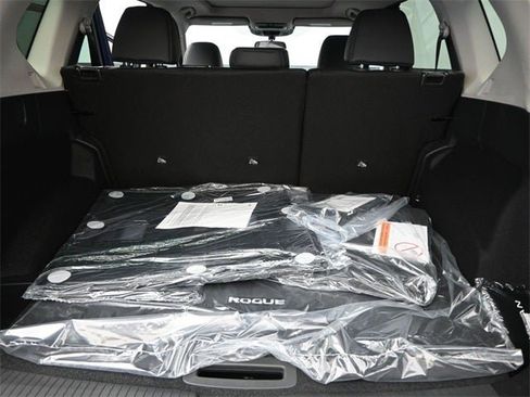 New 2026 Nissan Rogue SV w/ SV Premium Package image 25