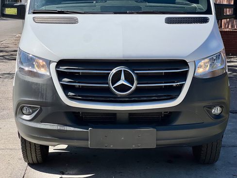 Used 2019 Mercedes-Benz Sprinter 170 w/ Premium Plus Package image 35