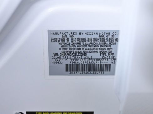 Certified 2025 Nissan Kicks SR image 35