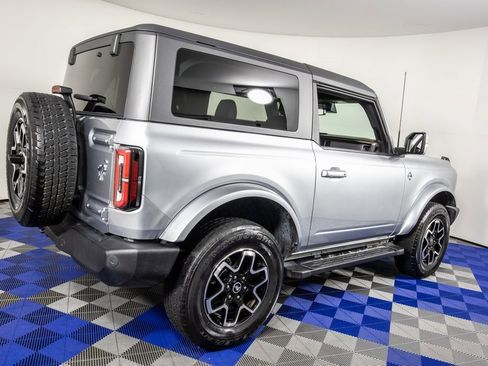 Used 2023 Ford Bronco Outer Banks image 5