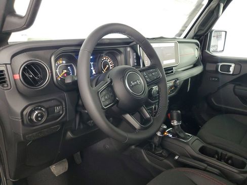 New 2026 Jeep Gladiator Rubicon w/ Safety Group AWD/4WD image 12