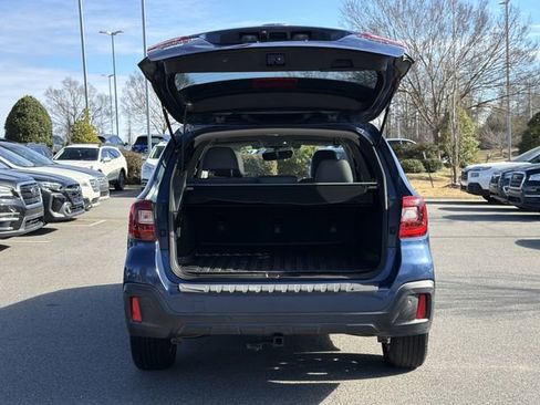 Used 2019 Subaru Outback 3.6R Limited image 15