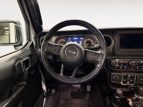 Used 2021 Jeep Wrangler Unlimited Sport AWD/4WD image 13