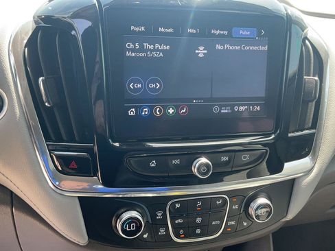 Used 2020 Chevrolet Traverse LT AWD/4WD image 12
