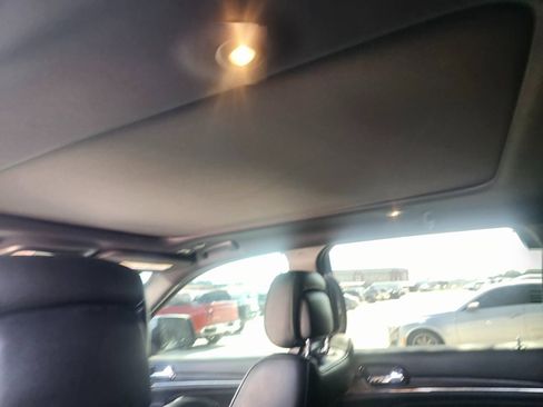 Used 2024 Jeep Grand Cherokee Limited image 14