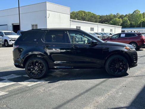 Used 2025 Land Rover Discovery Sport Dynamic SE image 2