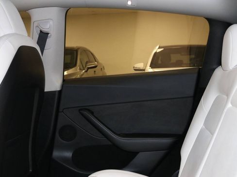 Used 2023 Tesla Model Y Long Range AWD/4WD image 71