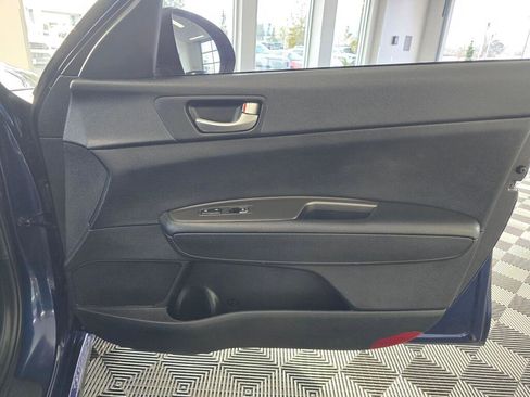 Used 2019 Kia Optima S w/ S Panoramic Sunroof Package image 43