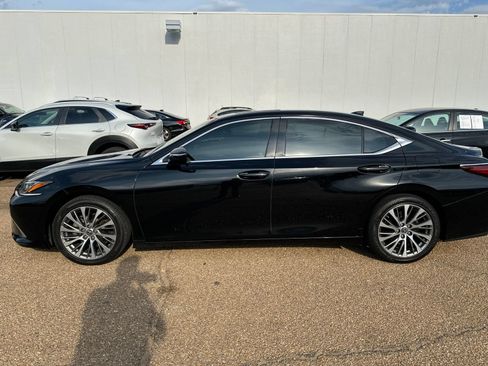 Used 2020 Lexus ES 350 w/ Premium Package FWD image 7