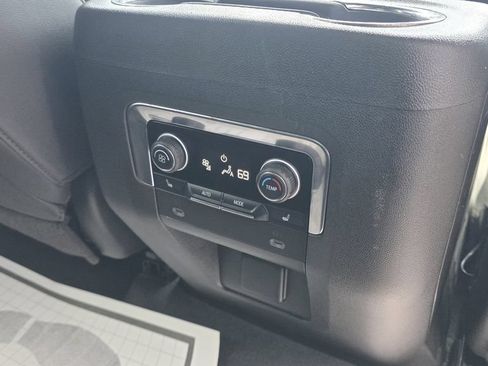 Used 2022 Chevrolet Tahoe RST w/ Luxury Package RWD image 9