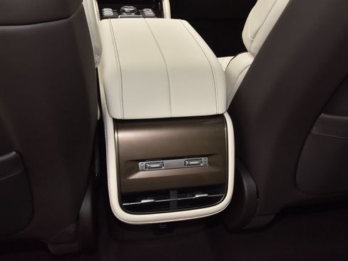 New 2026 Lincoln Nautilus Black Label AWD/4WD image 18