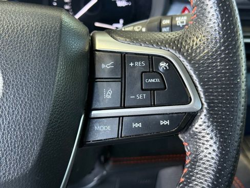 Certified 2023 Toyota Sienna XSE image 28