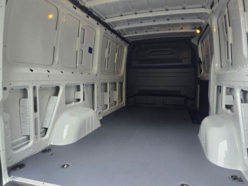 New 2026 Mercedes-Benz Sprinter 2500 image 16