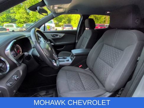Used 2020 Chevrolet Blazer LT AWD/4WD image 17