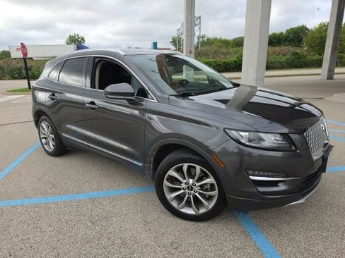 Used 2019 Lincoln MKC Select w/ Select Plus Package AWD/4WD image 4