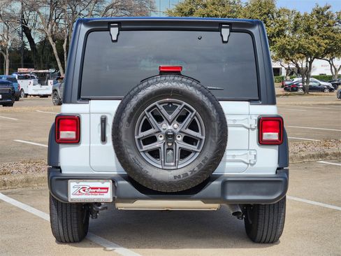 Used 2024 Jeep Wrangler Sport image 5